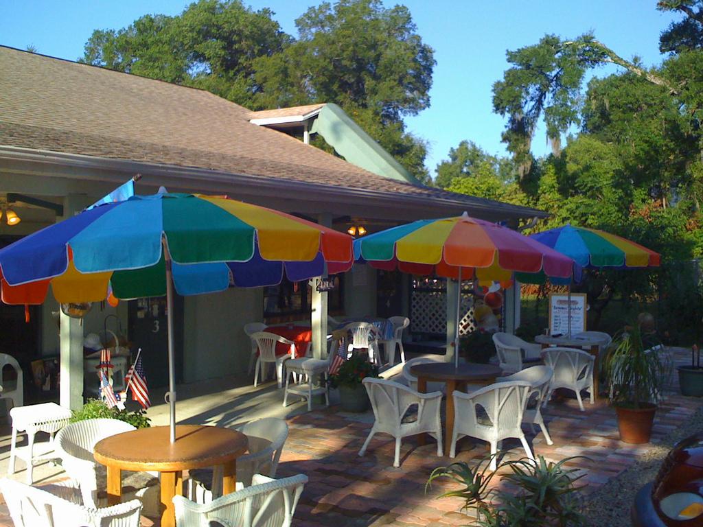 Lake Helen Coffee & Tea Lake Helen FL 32744 3862282823